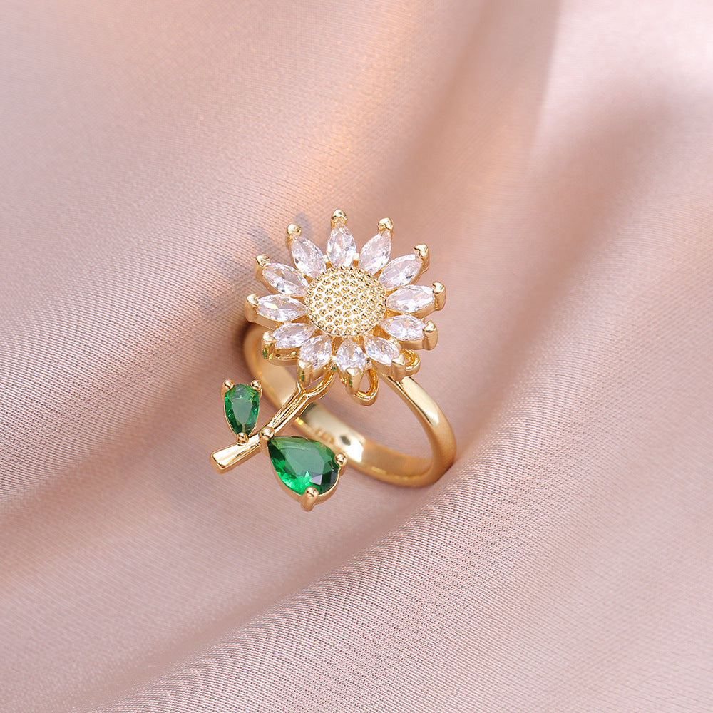 Anillo de Girasol con baño en oro