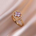 Anillo de flor morada con movimiento