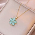 Collar de circón azul con movimiento